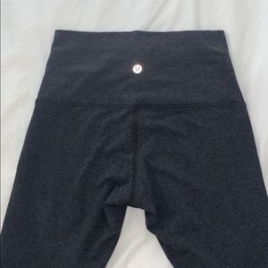 High waisted lululemon size 6